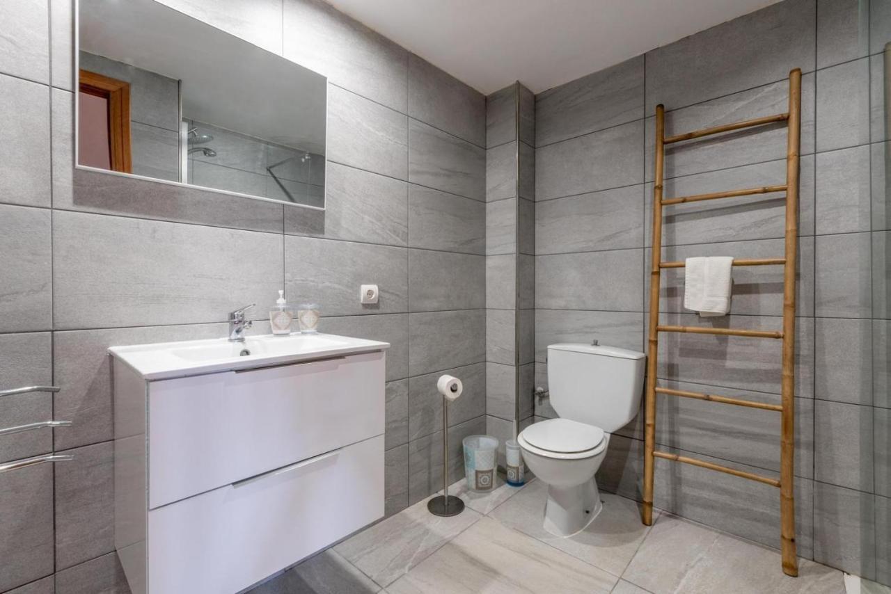 Bressol Deluxe Apartments 포엔샤 항구 외부 사진