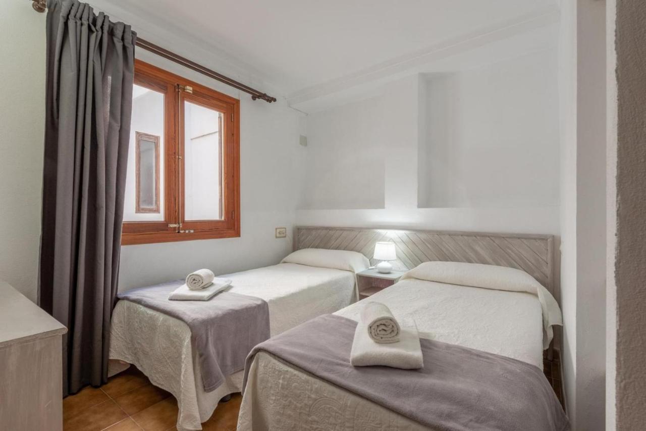 Bressol Deluxe Apartments 포엔샤 항구 외부 사진