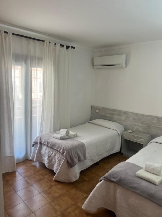 Bressol Deluxe Apartments 포엔샤 항구 외부 사진